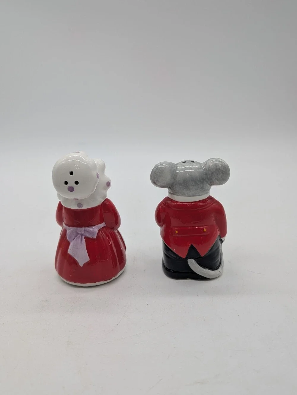 Vintage Holiday Mice Salt & Pepper Shakers Ceramic Christmas Mouse Couple Taiwan